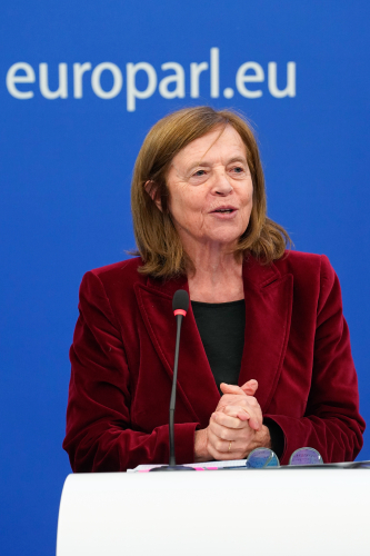 Parlamento Europeu inicia negociações para rever regras orçamentais Parlamento Europeu inicia negociações para rever regras orçamentais